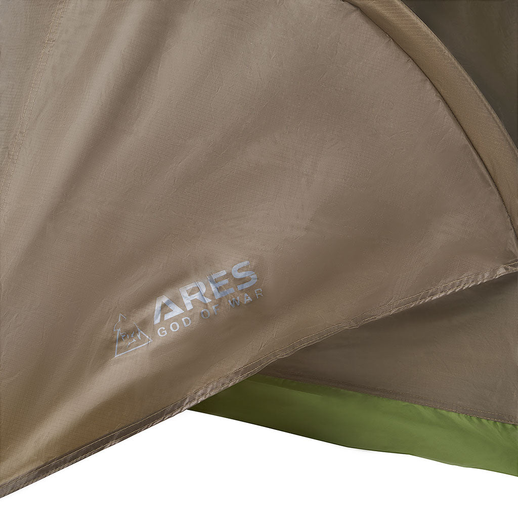 Tente tunnel Ares Pyrène 1,75 kg trois arceaux de 8,5 mm et triple ventilation