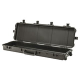 Valise étanche Peli Storm iM3300 avec housse souple d'arme, intérieur 128,3 x 35,6 cm