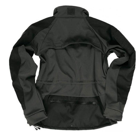 Veste softshell Mil-Tec Tactical Plus laminé trois couches colonne 8000 mm avec boucles pouces et compartiments protection