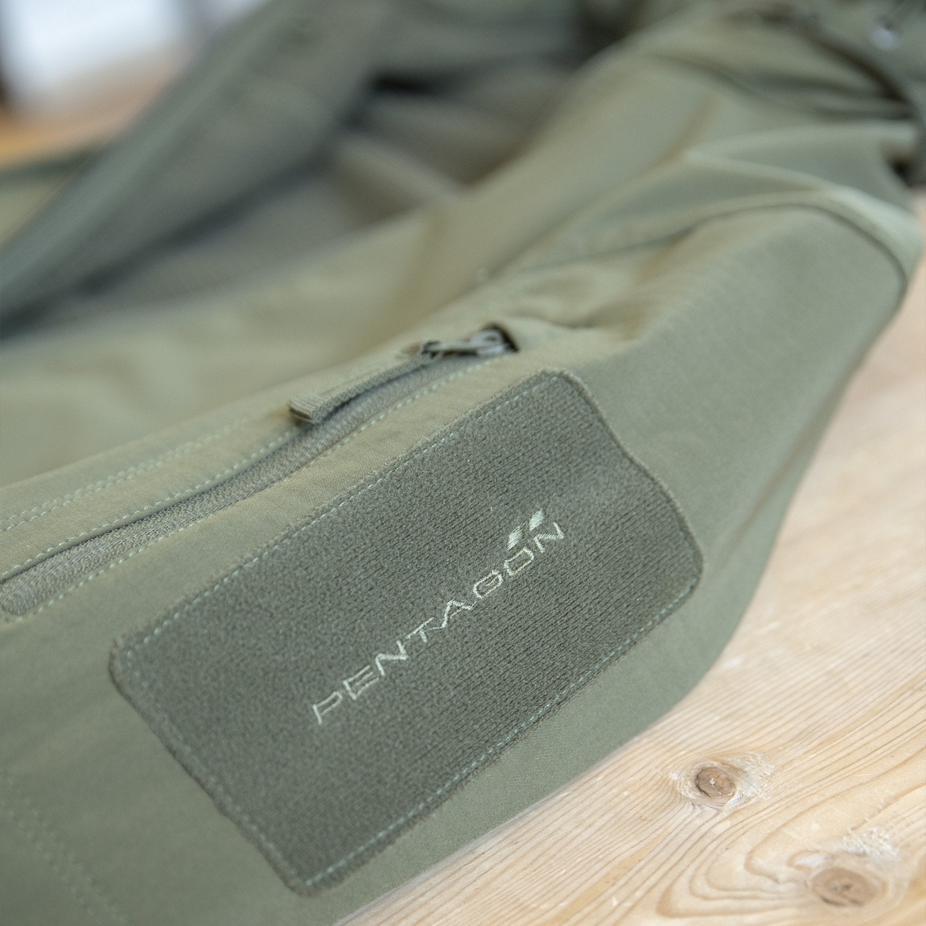 Veste softshell Pentagon Artaxes membrane Storm|Tex 8 000 mm coudes renforcés capuche escamotable