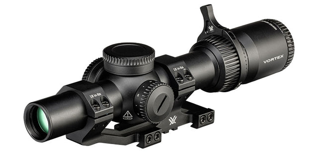 Vortex Pack - Lunette Venom + Montage grossissement 1-6 x 24 mm champ 42 m- 6,67 m à 100 mètres