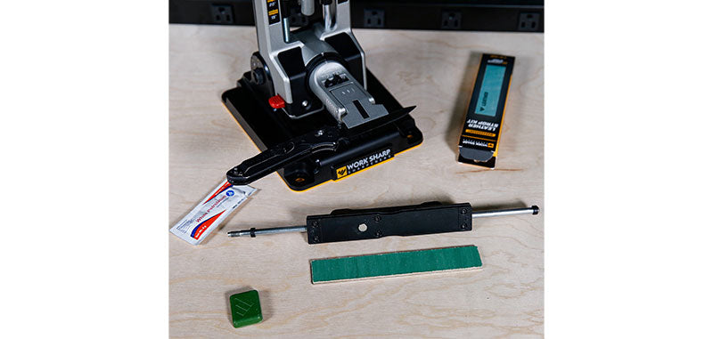 Kit de rodage cuir Work Sharp 1 x 6 pouces avec lubrifiant et composé de polissage