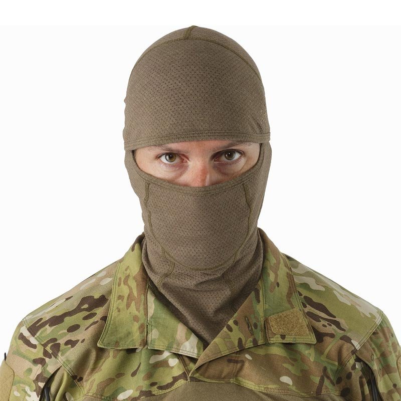Cagoule ignifuge Arc'teryx LEAF Assault Balaclava FR Gen 2 à coutures plates