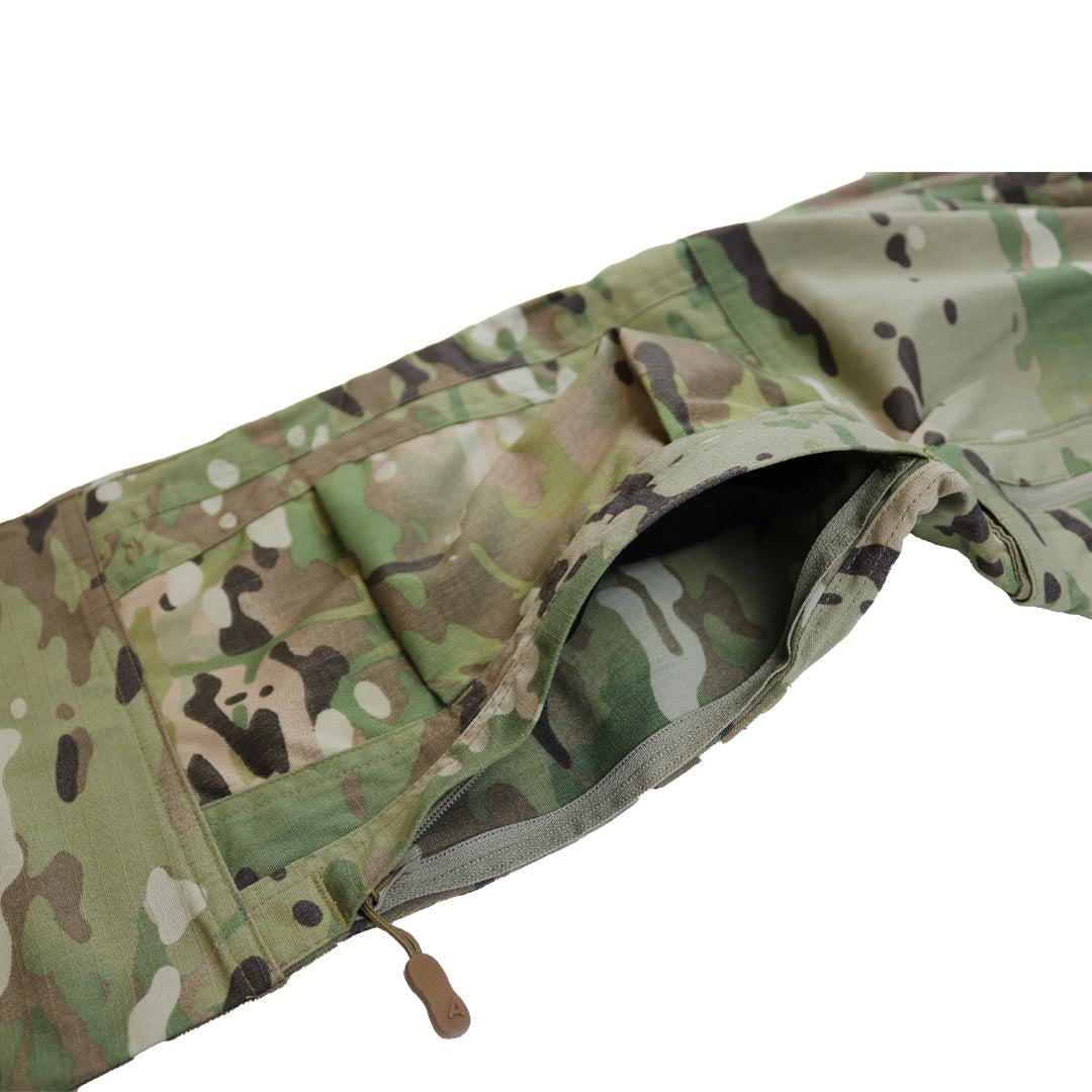 Pantalon de combat Arktis C245 Contact Pant coupe fuselée et panneaux genoux anti-abrasion