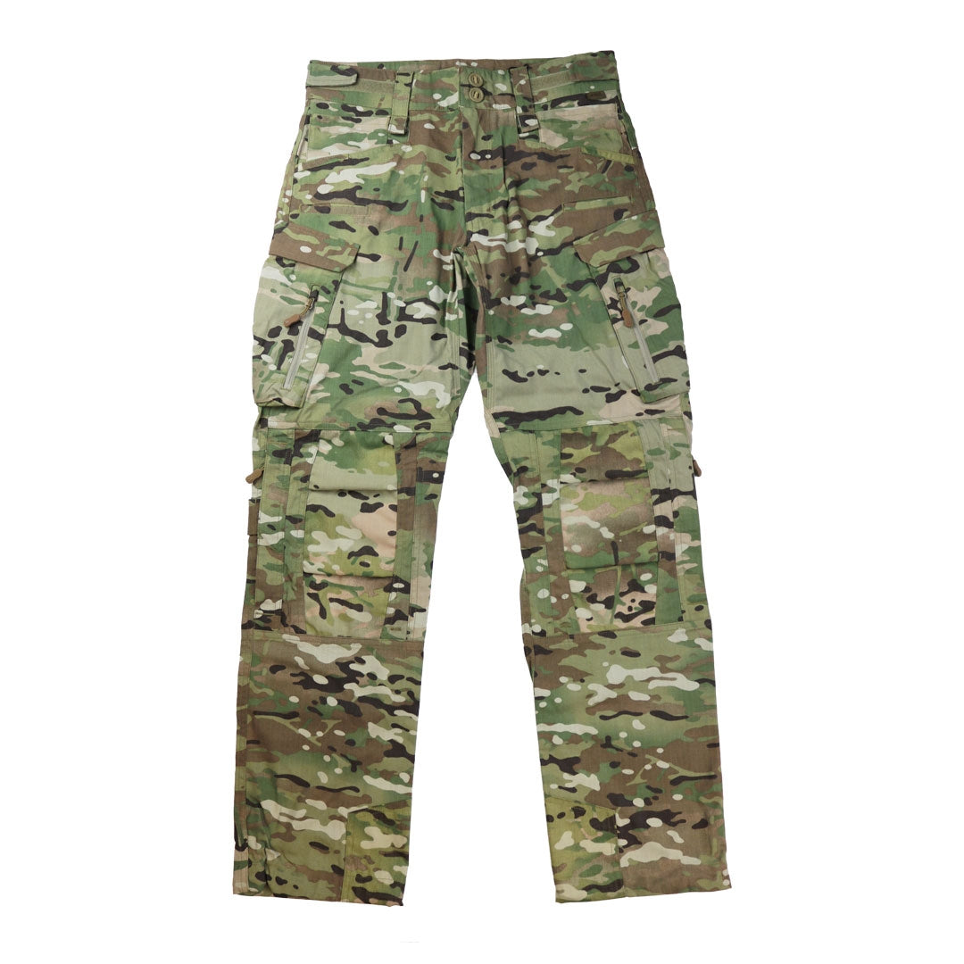 Pantalon de combat Arktis C245 Contact Pant coupe fuselée et panneaux genoux anti-abrasion
