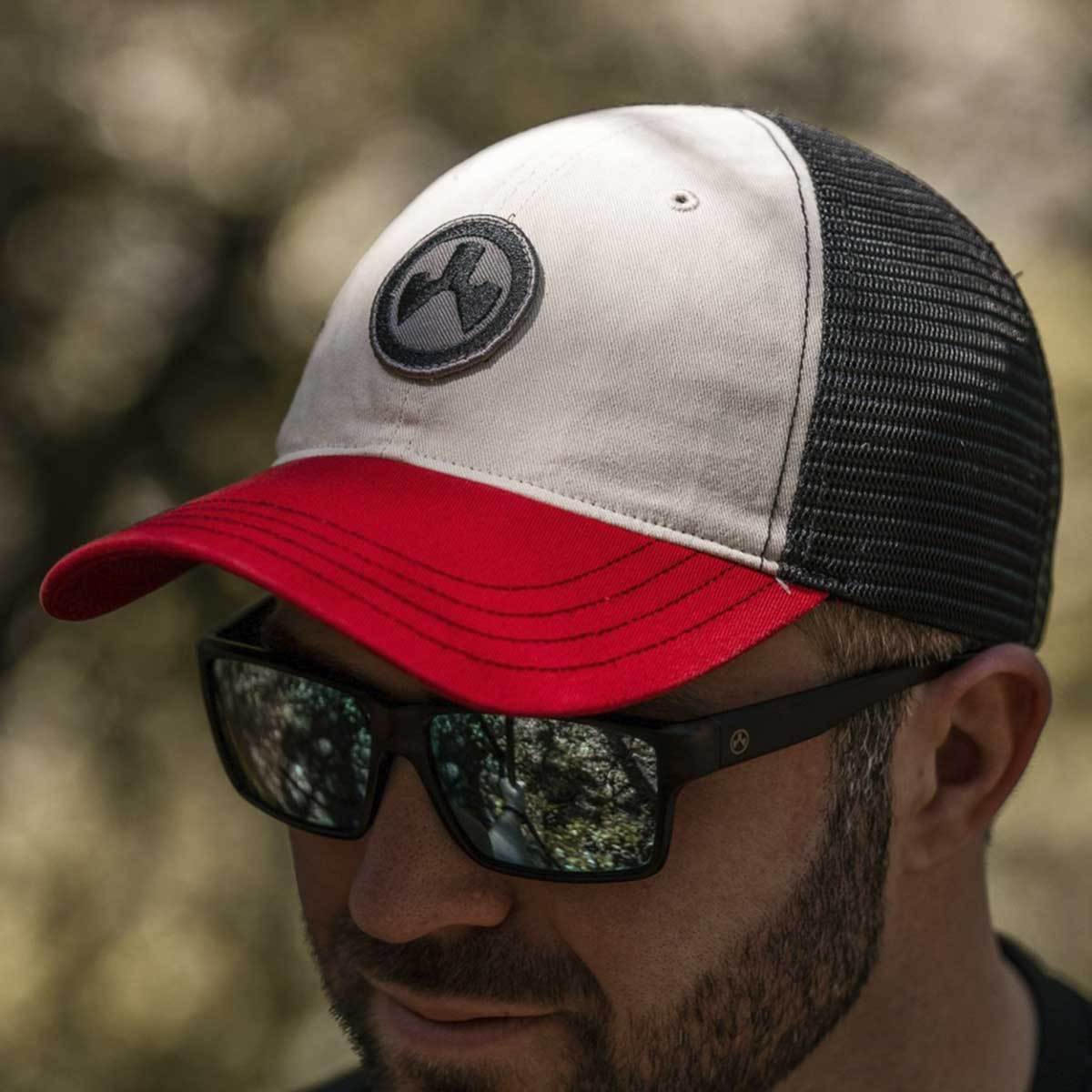 Casquette ICON PATCH WASHED TRUCKER Magpul - Blanc - Welkit.com