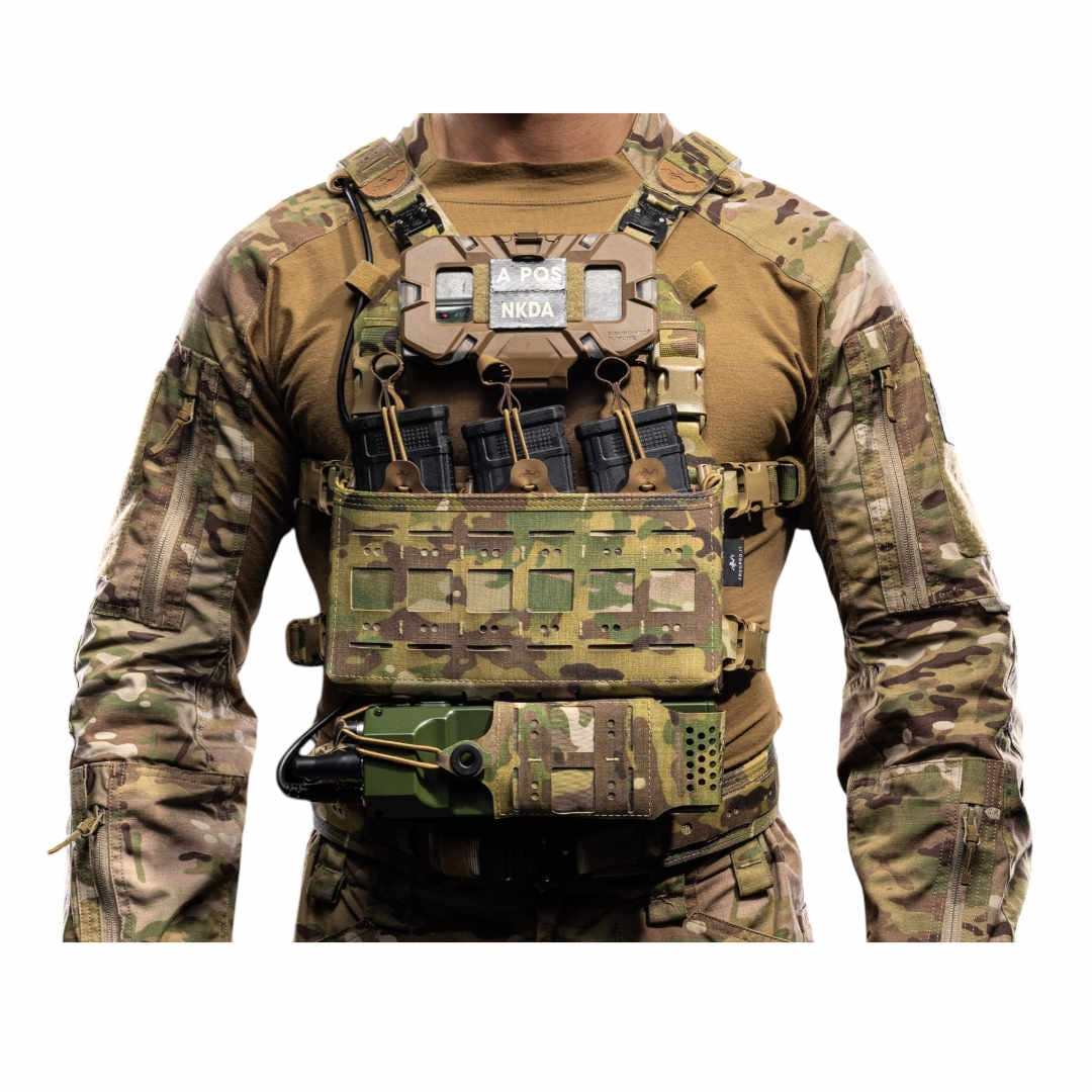 Panneau MOLLE horizontal escamotable Frog Pro en Tegris 22,5 x 14 cm de 25 g