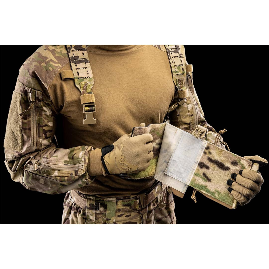 Side Wings +3 Frog Pro en Tegris et LAHYCO, trois colonnes MOLLE par côté, 120 g