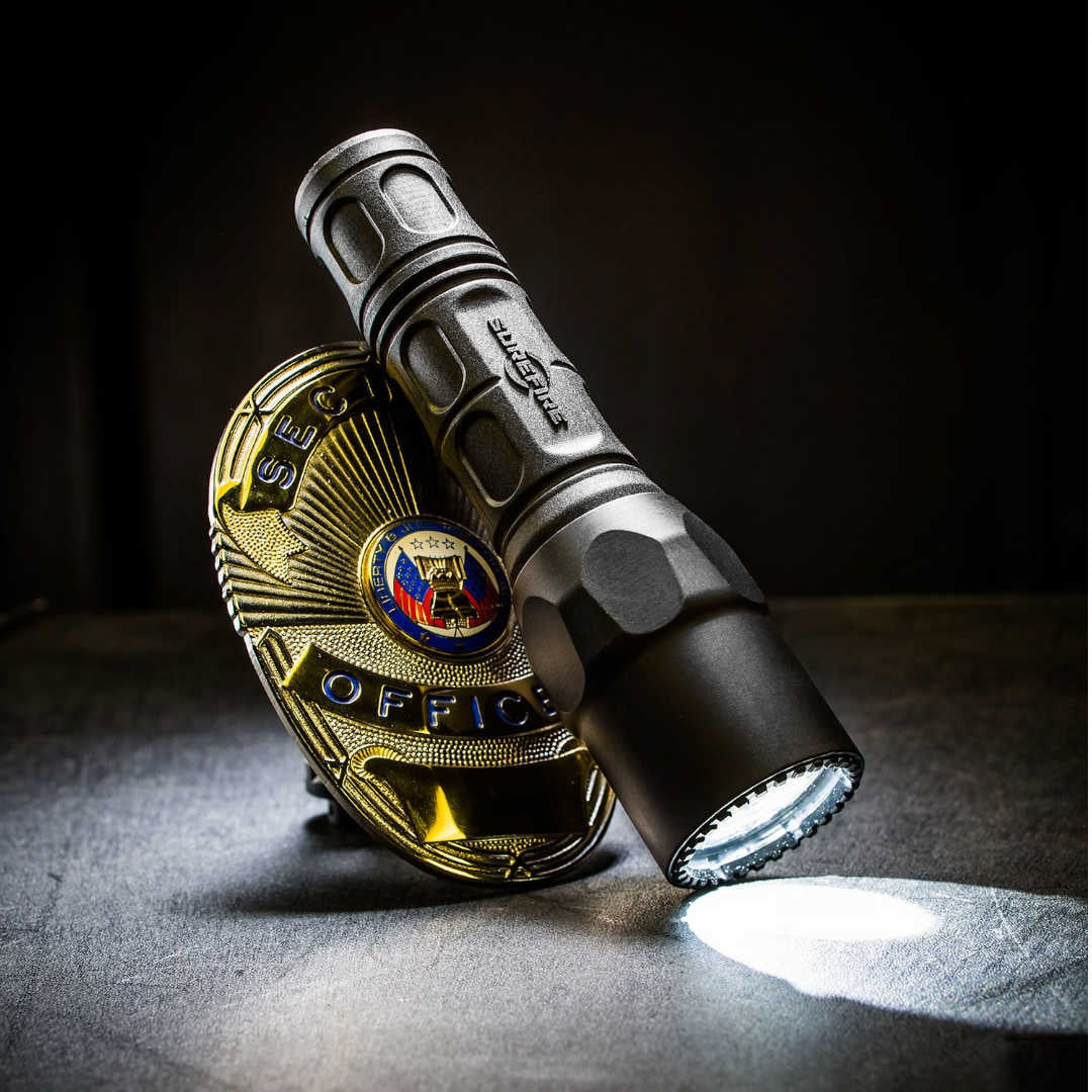 Lampe torche Surefire G2X Law Enforcement 600 lumens accès direct à la pleine puissance