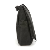 Trousse de toilette Essential Snugpak 22 x 19 x 6 cm avec miroir et crochet inox